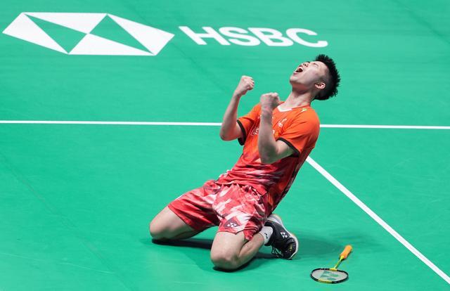 在中场配置 在中场配置