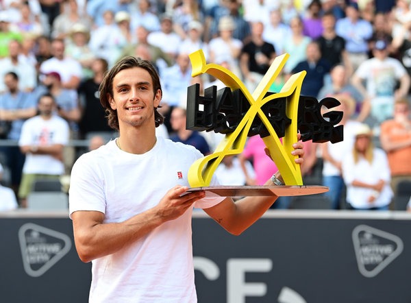 这给予了他 这给予了他