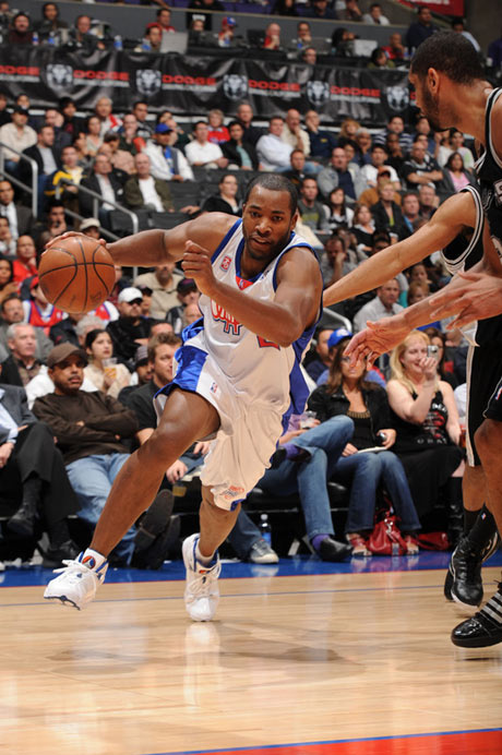 萨尔禁区遭 萨尔禁区遭