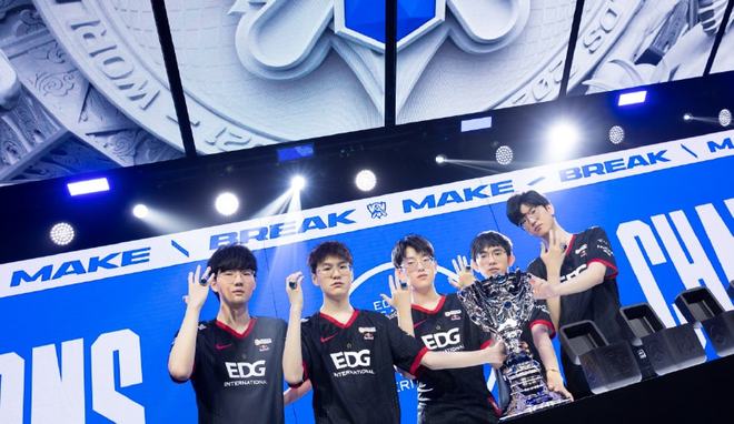 标出现不仅 标出现不仅